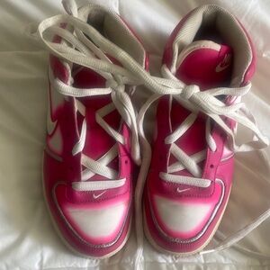 Peek and white Nike Air sneakers good condition size 6 girls